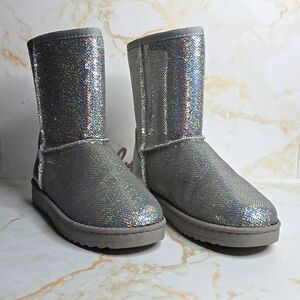 Silver iredesent sequins mermaid Ugg style boots size 6.5